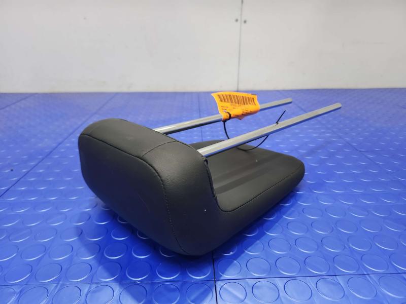 2011 Infiniti QX56 Headrest