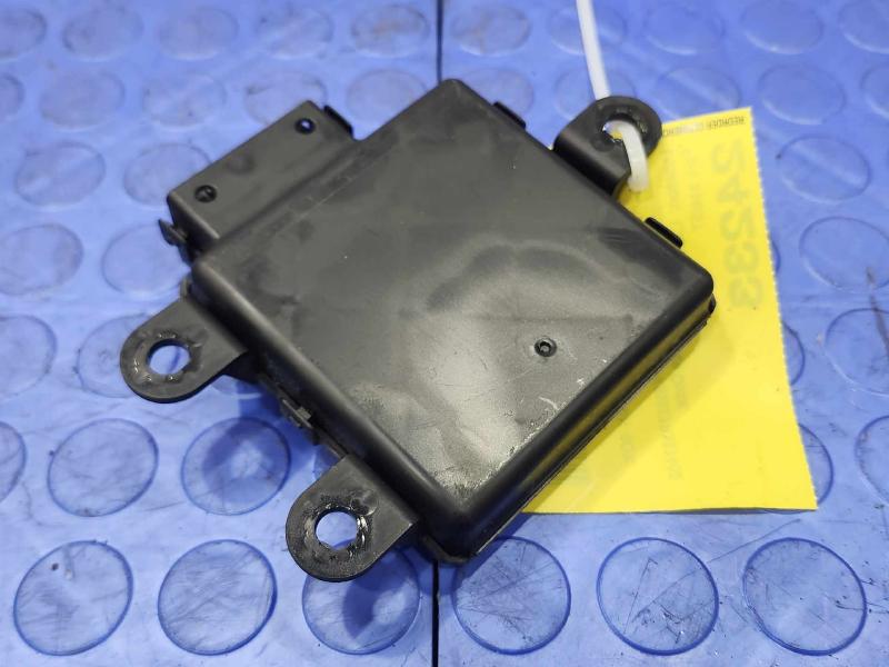 2007 Cadillac Escalade Rear Parking Driver Assist Control Module OEM 15896180