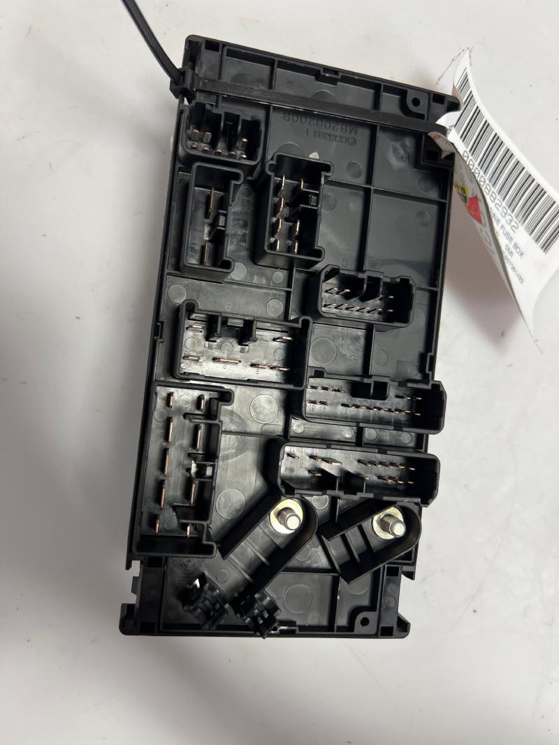 2005 Subaru Outback Subaru Legacy Fuse Box Eng Compartment Mount 2.5L ONLY OEM 82243AE07B