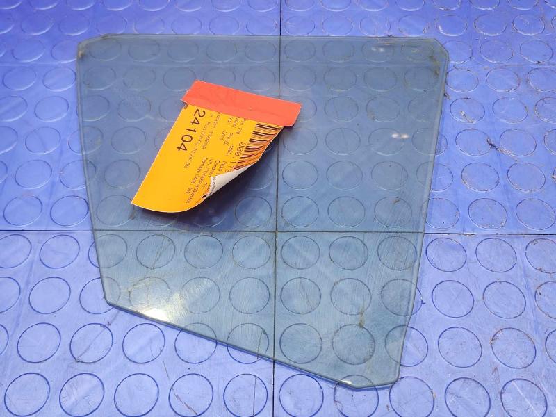 2016 Toyota Prius Rear Vent Glass/Window