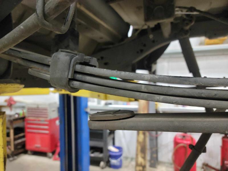 2017 Chevrolet Colorado Leaf Spring Rear