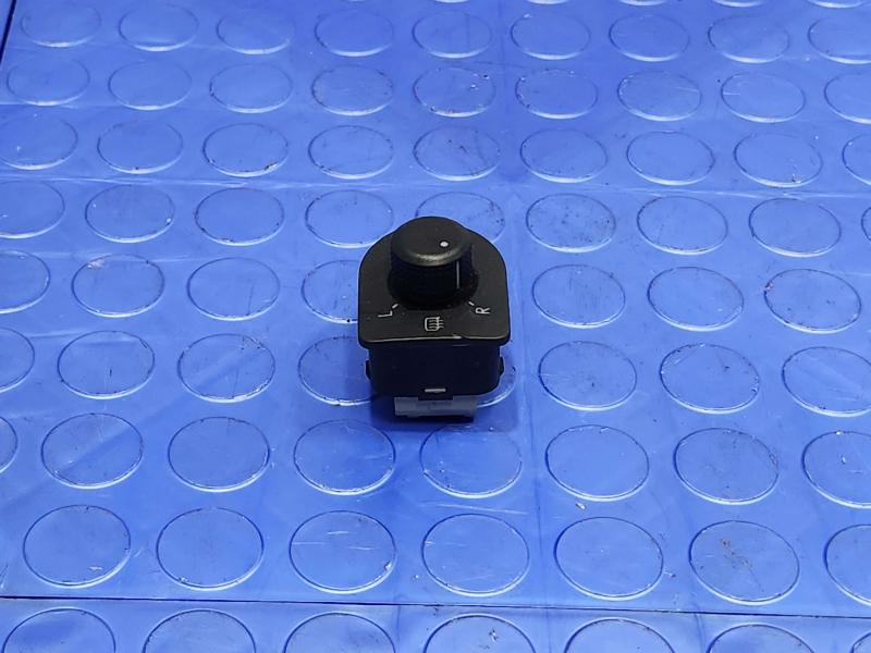 2005 Volkswagen Jetta Door Switch Front