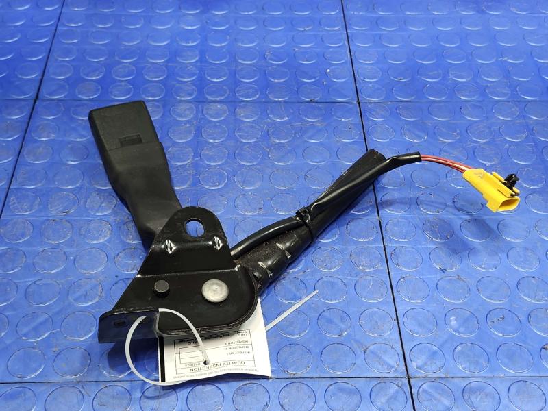 2012 Dodge Grand Caravan Front Seat Belt