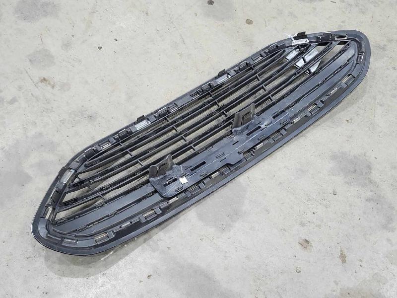 2016 Ford Fiesta Grille