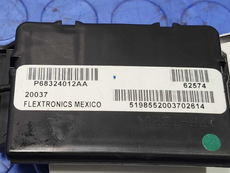 2017-2021 Jeep Renegade Keyless Entry Antenna Module Genuine OEM 68324012AA