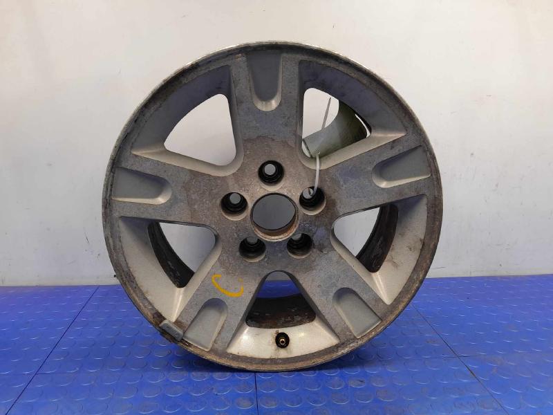 2005 Ford Explorer Wheel