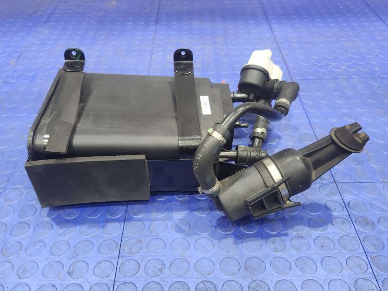 2011 Maserati Quattroporte Evaporator Canister