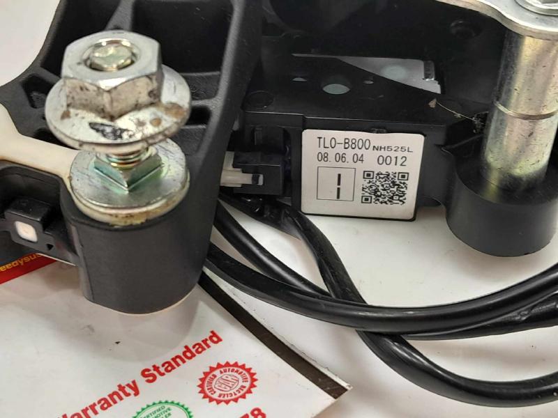 2009 - 2014 Acura TSX Automatic Shifter Assembly OEM