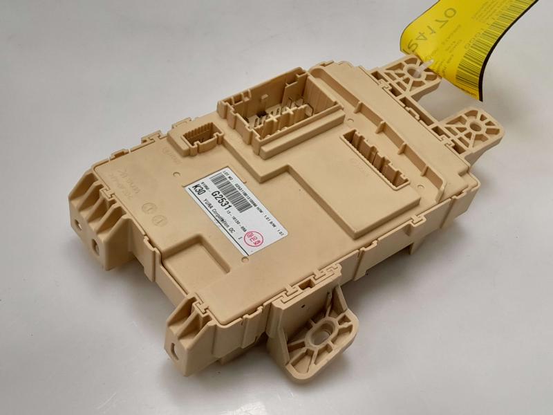 2017-2019 Hyundai Ioniq Instrument Panel Junction Block Assembly OEM 91950-G2531
