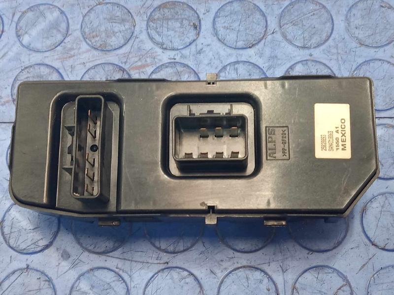 2011 Chevrolet Impala Door Switch Front