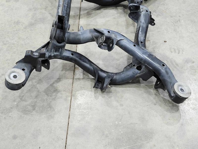 2011 Volkswagen Touareg Crossmember/Cradle/Undercarria