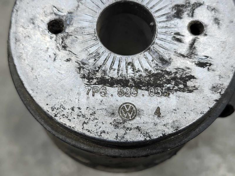 2011 Volkswagen Touareg Crossmember/Cradle/Undercarria