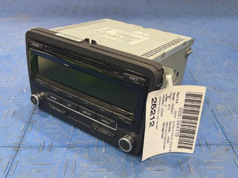 2015 Volkswagen Passat Audio & Visual Equip.(Radio)