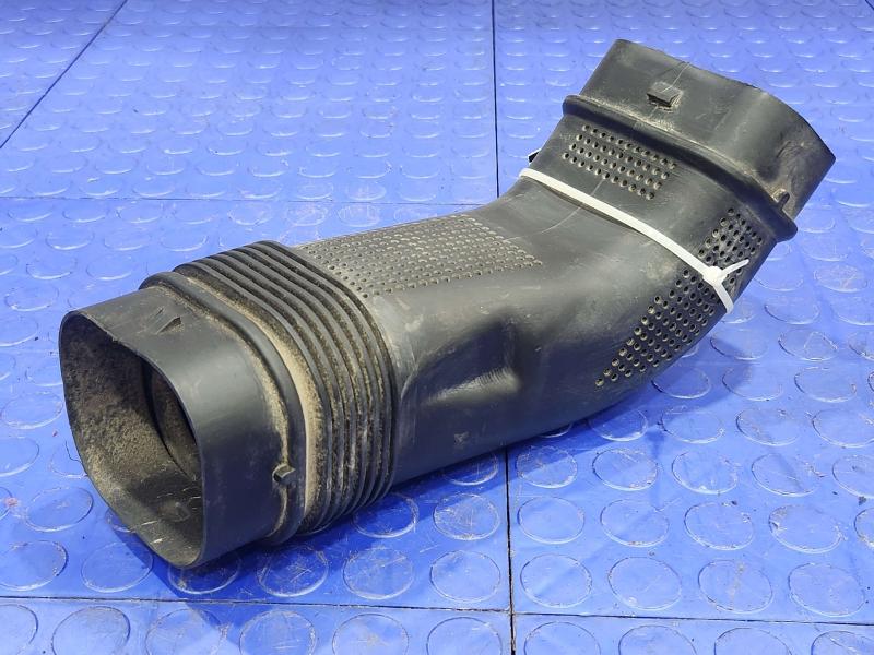 2018 Alfa Romeo Giulia Air Intake Tube/Resonator