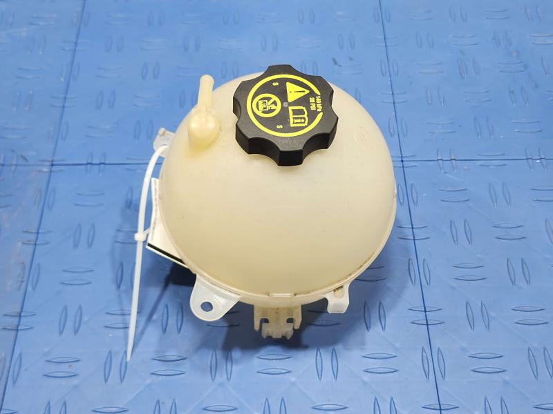 2018 Chevrolet Equinox Coolant Recovery Bottle