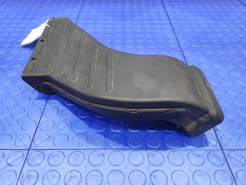 2011 Kia Sorento Air Intake Tube/Resonator