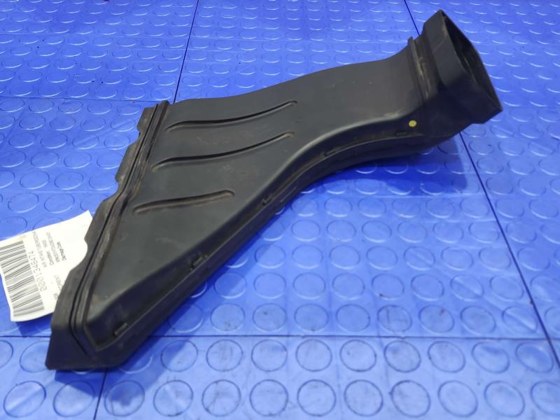 2011 Kia Sorento Air Intake Tube/Resonator