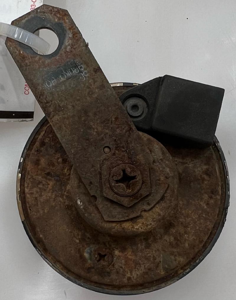 2001 - 2005 Toyota Rav4 Horn High Note OEM 8651042040