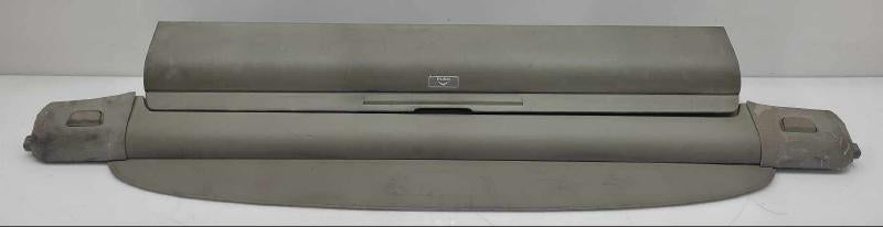 2006 Volvo 50 Cargo Cover