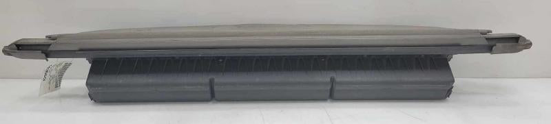 2006 Volvo 50 Cargo Cover