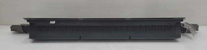 2006 Volvo 50 Cargo Cover