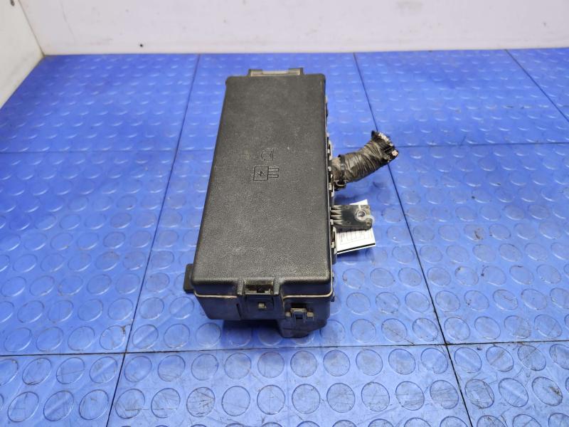 2014 Ford Mustang Engine Fuse Box