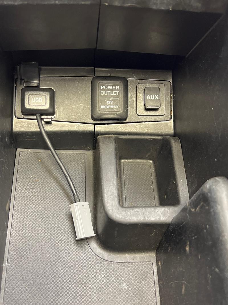 2012 - 2014 Honda CRV Center Console Assembly Gray w/o Heated Seats OEM