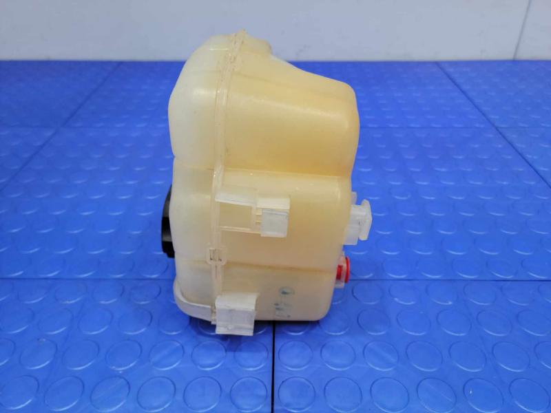 2014 Chevrolet Cruze Coolant Recovery Bottle