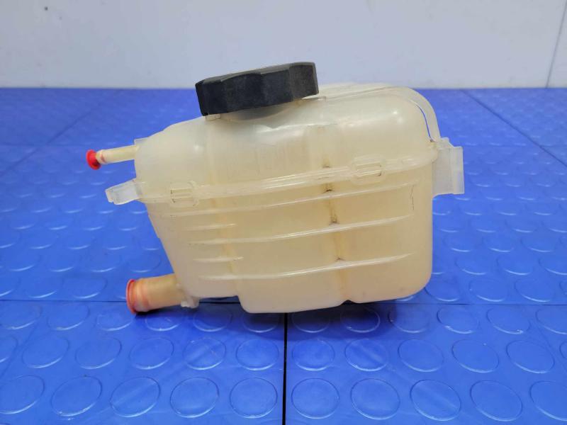 2014 Chevrolet Cruze Coolant Recovery Bottle