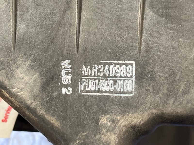 2000-2005 Mitsubishi Eclipse 3.0L 6 Cyl Air Cleaner Box Assembly OEM MR450007 MR450009