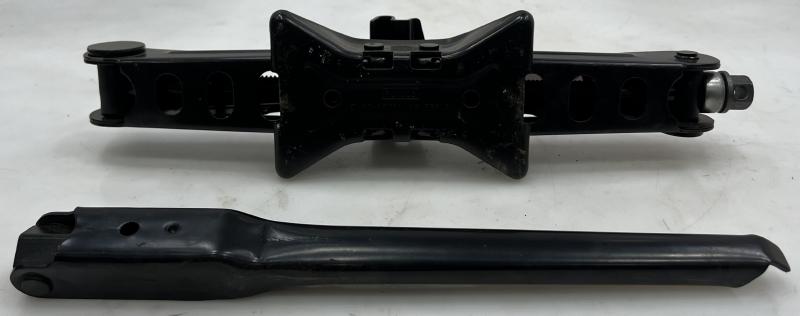 2017 Ford Focus Jack Assembly