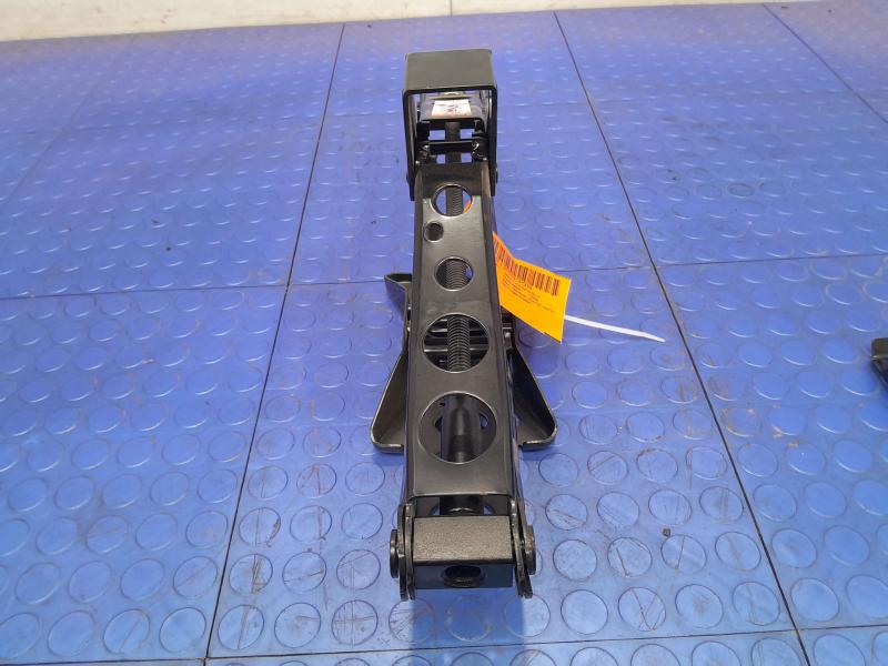 2017-2022 GMC Acadia Spare Tire Tools Jack Kit Assembly Genuine OEM 84116851