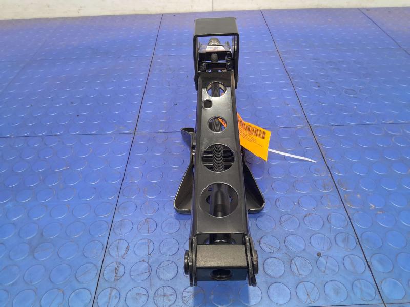 2017-2022 GMC Acadia Spare Tire Tools Jack Kit Assembly Genuine OEM 84116851