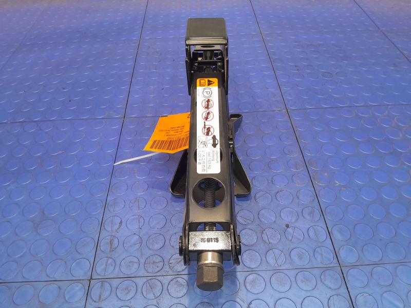 2017-2022 GMC Acadia Spare Tire Tools Jack Kit Assembly Genuine OEM 84116851