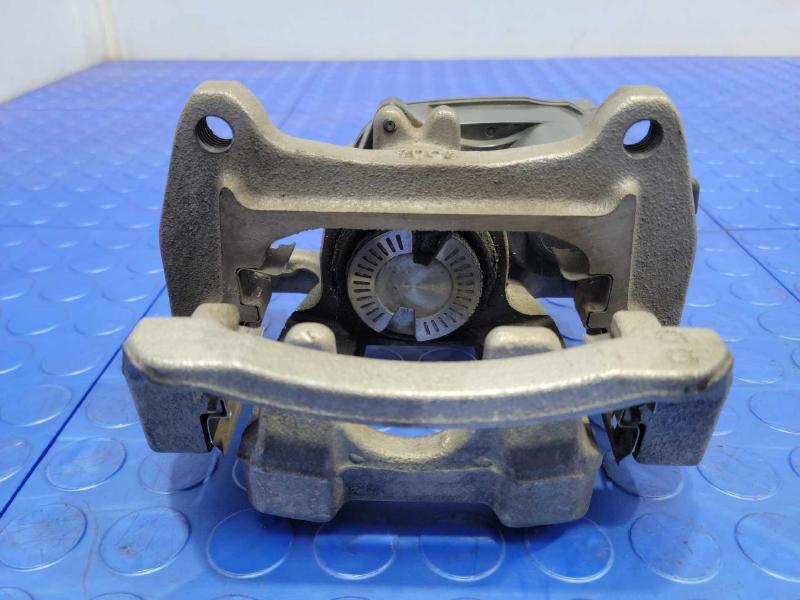 2017 Chevrolet Camaro Caliper