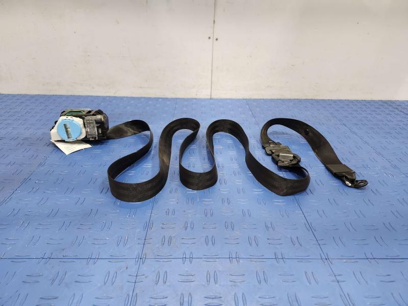 2012 Audi TT Front Seat Belt