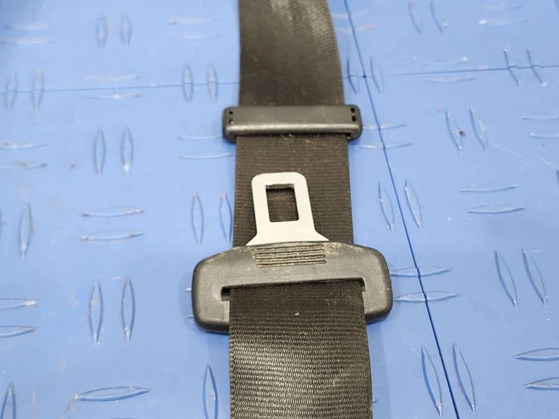 2012 Audi TT Front Seat Belt