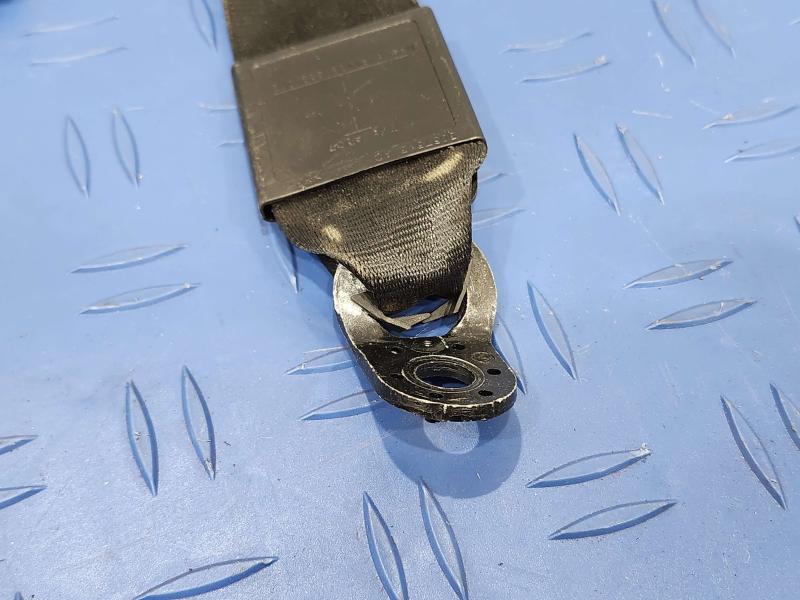 2012 Audi TT Front Seat Belt