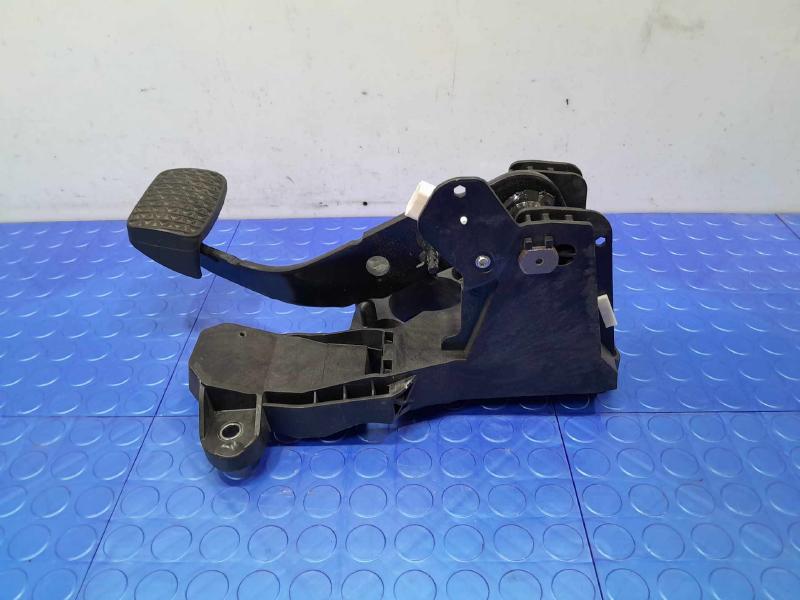 2023 Chevrolet Trailblazer Brake Pedal