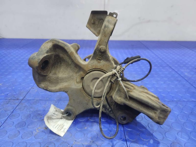 2012 Mercedes Sprinter Spindle Knuckle Front