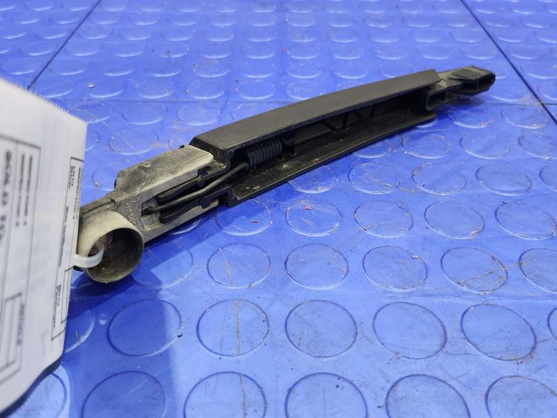 2020 Jeep Renegade Wiper Arm
