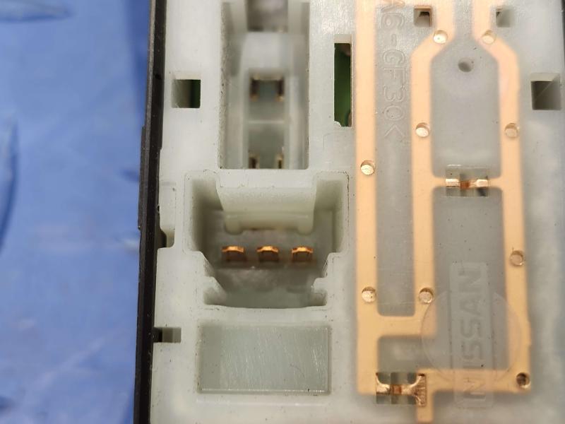 2011 Subaru Forester Door Switch Front