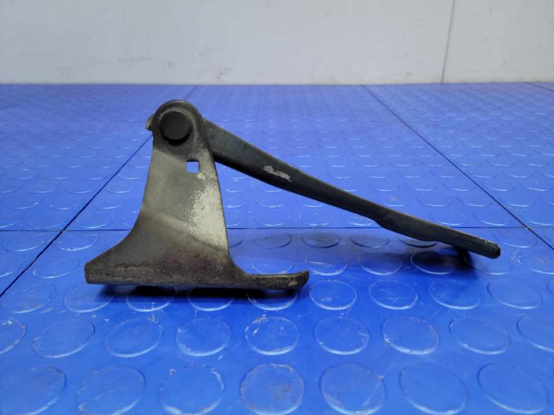 2006 Honda Ridgeline Hood Hinge