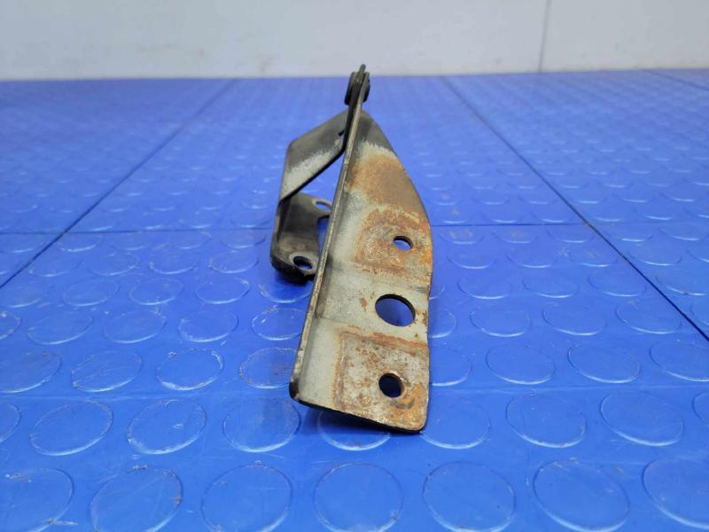 2006 Honda Ridgeline Hood Hinge