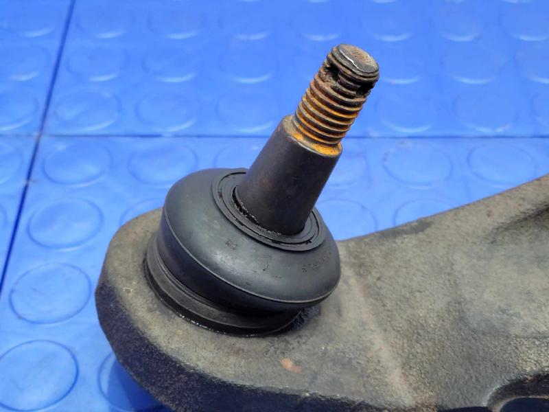 2006 Honda Ridgeline Lower Control Arm Front