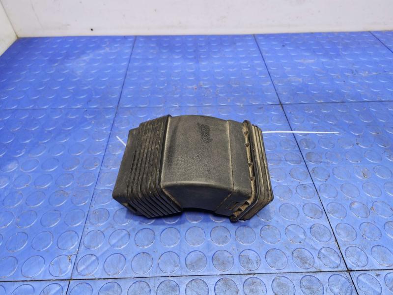 2016 Kia Sedona Air Intake Tube/Resonator