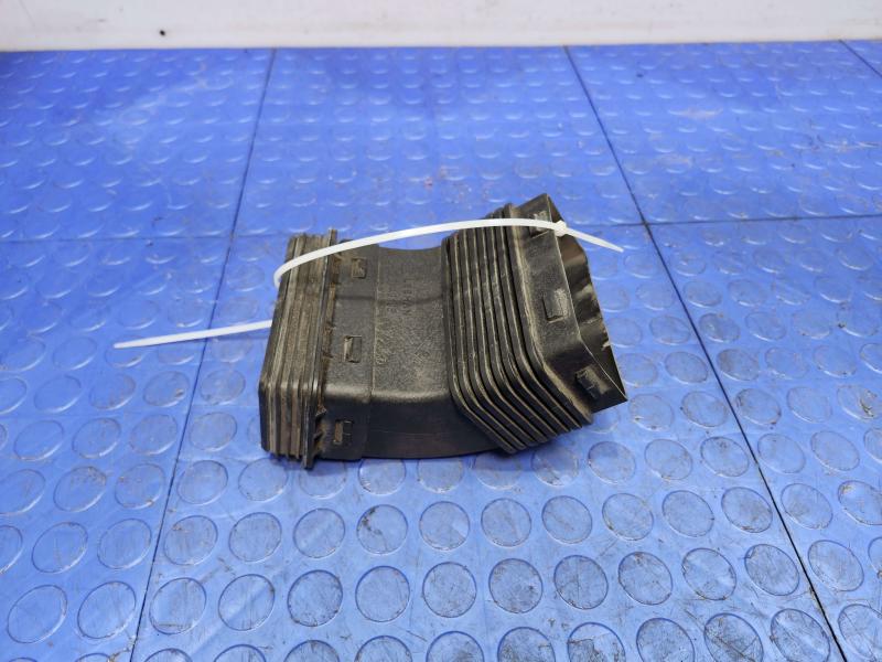 2016 Kia Sedona Air Intake Tube/Resonator