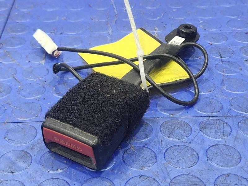 2017 MINI Cooper Front Seat Belt