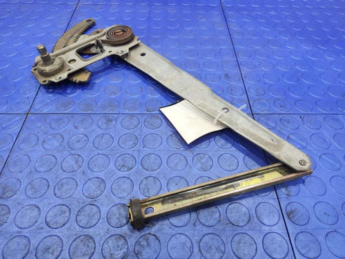 1992 Isuzu NPR Front Door Regulator