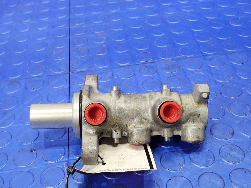 2015-2023 Ford Mustang Brake Master Cylinder Assembly Genuine OEM FR3Z2140D